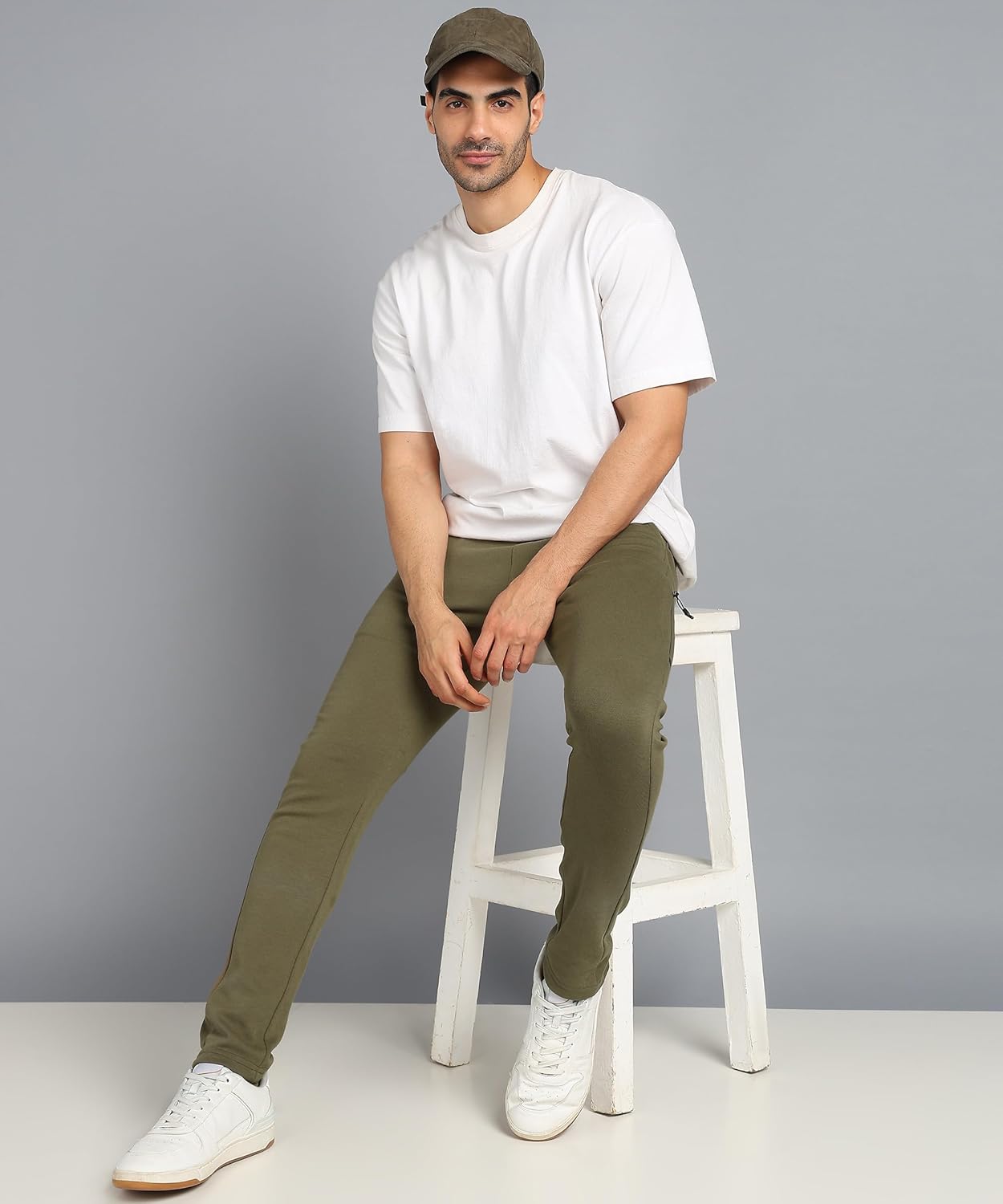 Alan Jones Clothing Men's Solid Cotton Blend Regular Trackpant