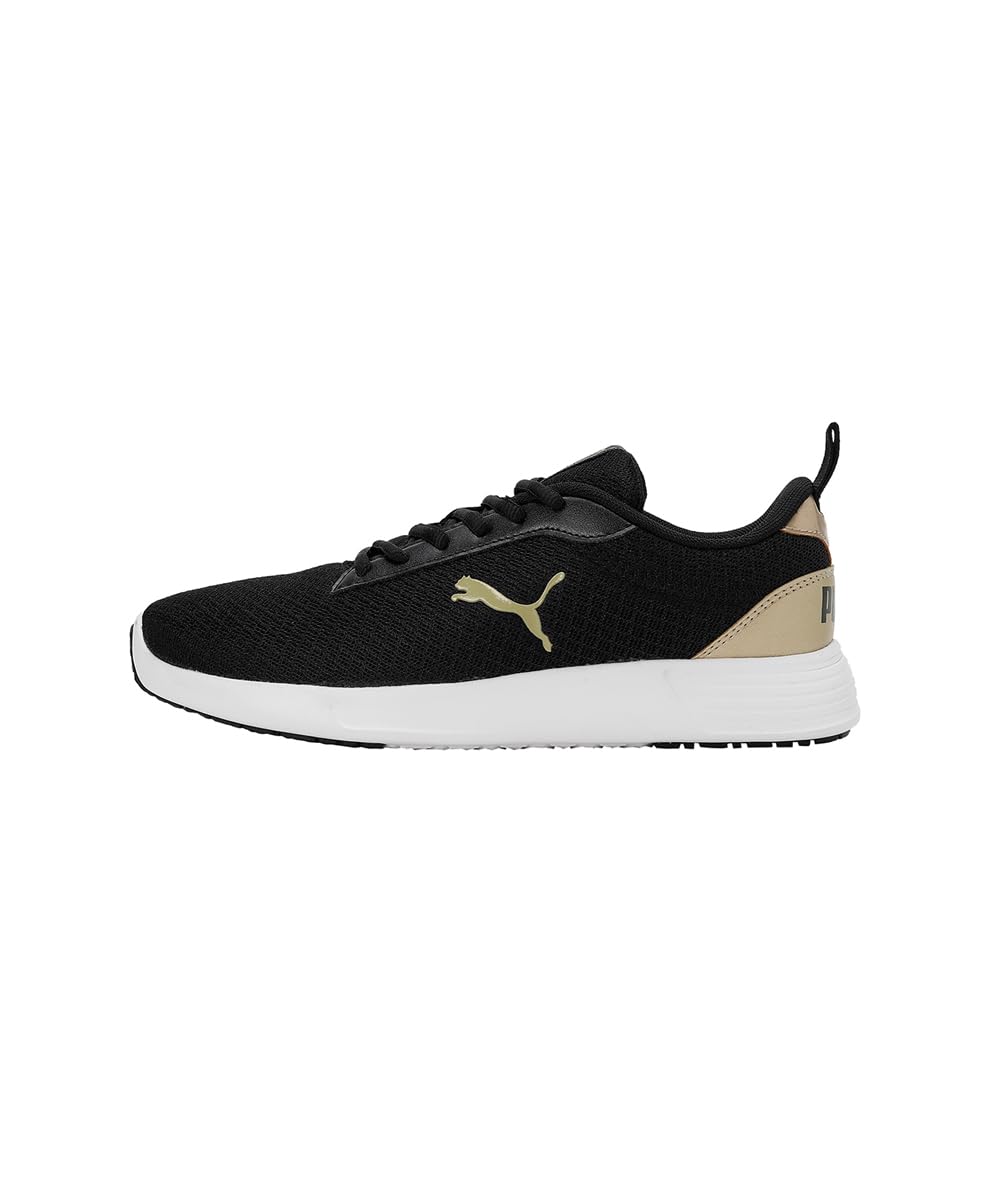 Puma Women's Cavase Sneaker