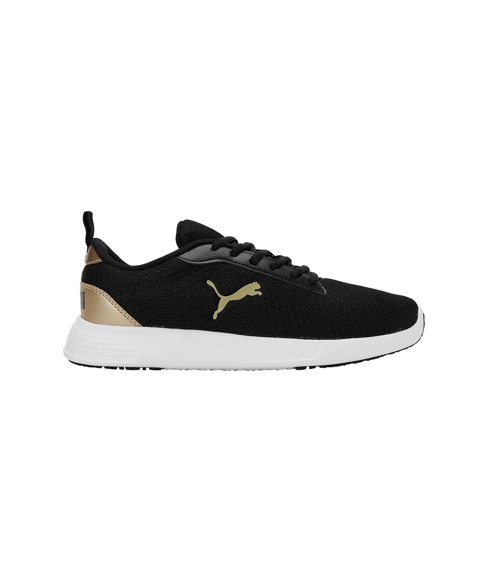 Puma Women's Cavase Sneaker