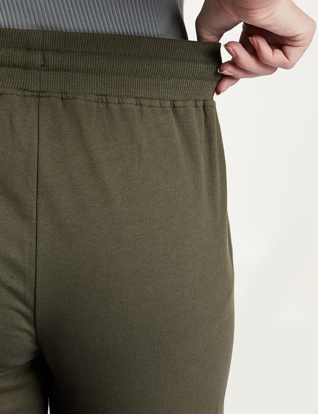 Amazon Brand - Symbol Women's Ankle Lenght Regular Fit All-Season Jogger Track Pant